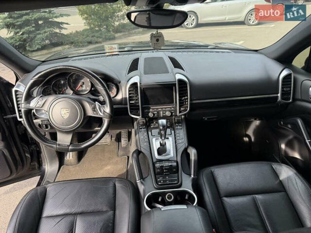Черный Порше Каен, объемом двигателя 3.6 л и пробегом 244 тыс. км за 16999 $, фото 23 на Automoto.ua
