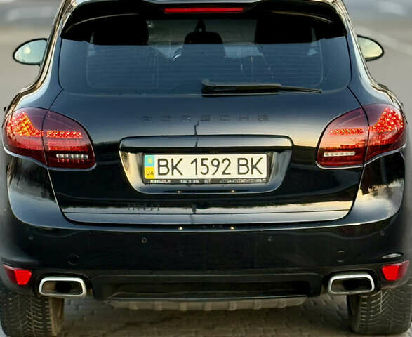 Чорний Порше Cayenne, об'ємом двигуна 4.8 л та пробігом 278 тис. км за 14999 $, фото 23 на Automoto.ua