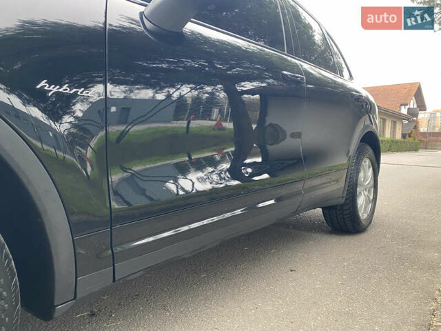 Чорний Порше Cayenne, об'ємом двигуна 3 л та пробігом 235 тис. км за 13950 $, фото 65 на Automoto.ua