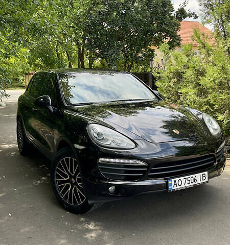 Чорний Порше Cayenne, об'ємом двигуна 4.81 л та пробігом 135 тис. км за 15700 $, фото 2 на Automoto.ua