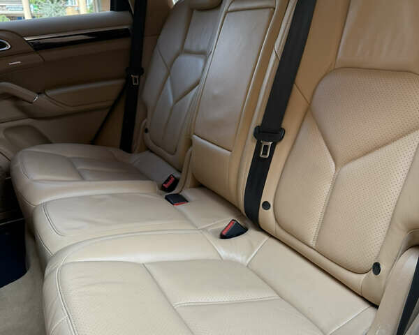 Чорний Порше Cayenne, об'ємом двигуна 3.6 л та пробігом 109 тис. км за 19900 $, фото 14 на Automoto.ua