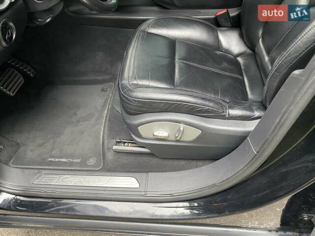 Черный Порше Каен, объемом двигателя 3 л и пробегом 236 тыс. км за 13999 $, фото 31 на Automoto.ua