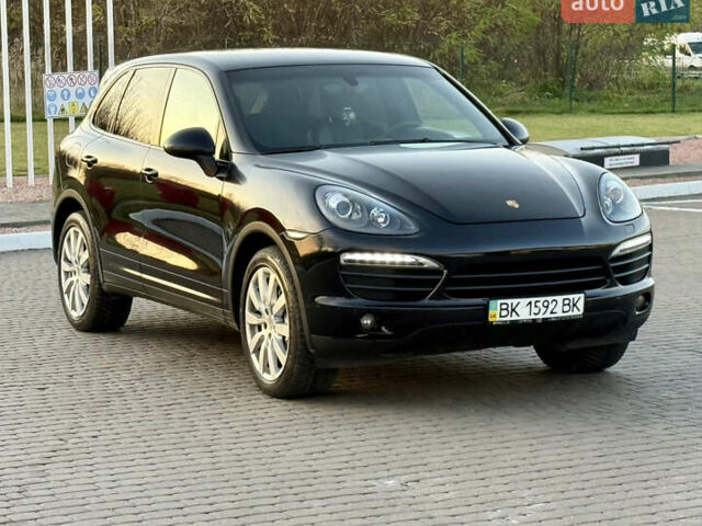 Чорний Порше Cayenne, об'ємом двигуна 4.8 л та пробігом 278 тис. км за 14999 $, фото 10 на Automoto.ua