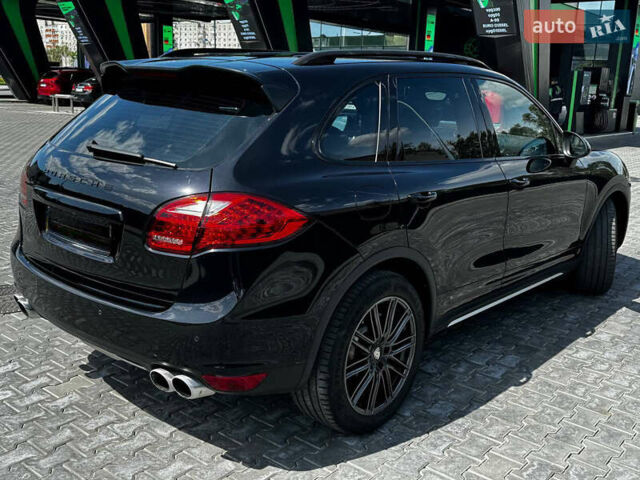 Чорний Порше Cayenne, об'ємом двигуна 4.81 л та пробігом 182 тис. км за 16800 $, фото 9 на Automoto.ua
