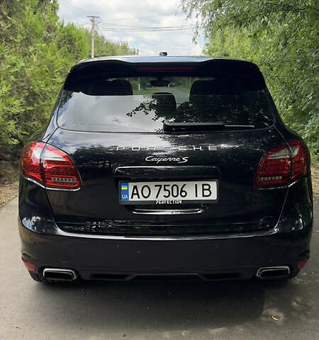 Чорний Порше Cayenne, об'ємом двигуна 4.81 л та пробігом 135 тис. км за 15700 $, фото 6 на Automoto.ua