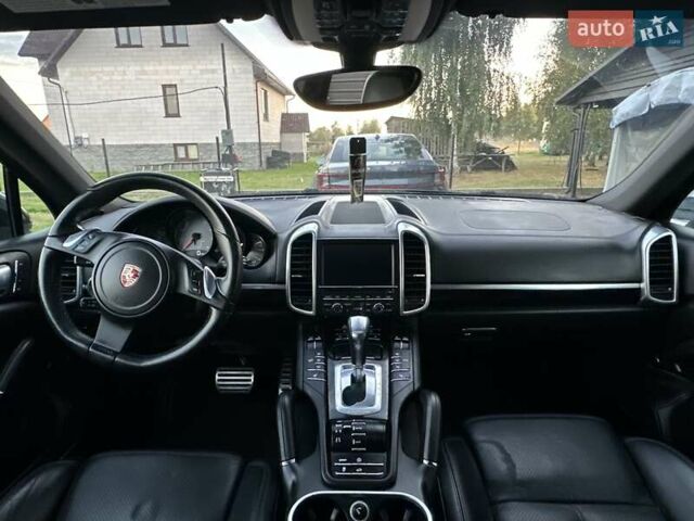 Чорний Порше Cayenne, об'ємом двигуна 4.8 л та пробігом 117 тис. км за 18500 $, фото 69 на Automoto.ua