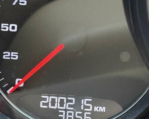 Черный Порше Каен, объемом двигателя 4.81 л и пробегом 200 тыс. км за 16500 $, фото 7 на Automoto.ua