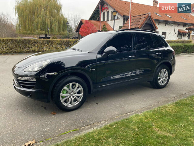 Чорний Порше Cayenne, об'ємом двигуна 3 л та пробігом 235 тис. км за 13950 $, фото 2 на Automoto.ua