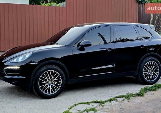 Черный Порше Каен, объемом двигателя 3 л и пробегом 254 тыс. км за 21999 $, фото 33 на Automoto.ua