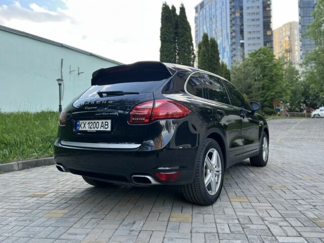 Черный Порше Каен, объемом двигателя 3 л и пробегом 221 тыс. км за 24700 $, фото 3 на Automoto.ua