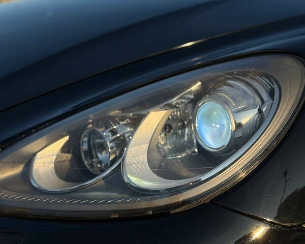 Черный Порше Каен, объемом двигателя 3 л и пробегом 217 тыс. км за 24999 $, фото 8 на Automoto.ua