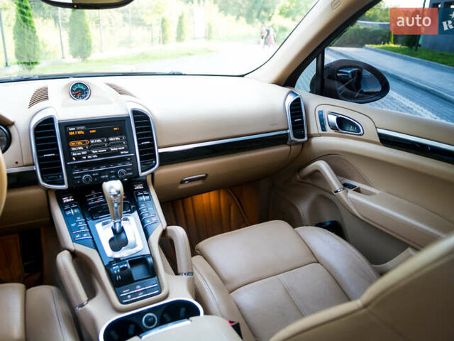 Черный Порше Каен, объемом двигателя 3.6 л и пробегом 168 тыс. км за 23300 $, фото 48 на Automoto.ua