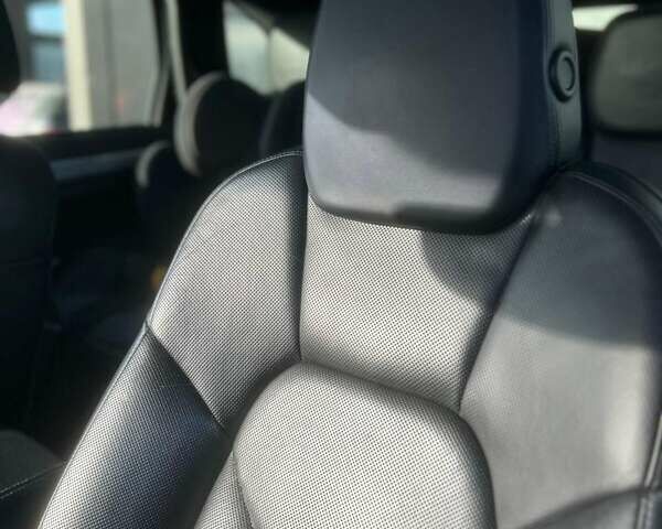 Черный Порше Каен, объемом двигателя 4.81 л и пробегом 116 тыс. км за 21000 $, фото 20 на Automoto.ua