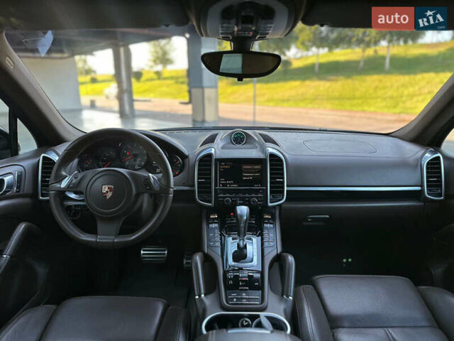 Чорний Порше Cayenne, об'ємом двигуна 4.8 л та пробігом 102 тис. км за 19999 $, фото 22 на Automoto.ua