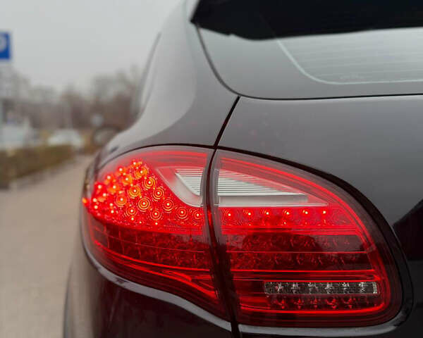 Черный Порше Каен, объемом двигателя 4.8 л и пробегом 175 тыс. км за 20500 $, фото 38 на Automoto.ua