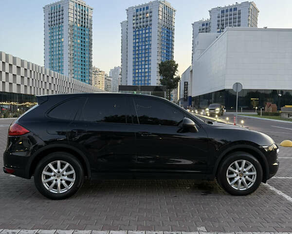 Черный Порше Каен, объемом двигателя 3.6 л и пробегом 270 тыс. км за 15000 $, фото 5 на Automoto.ua