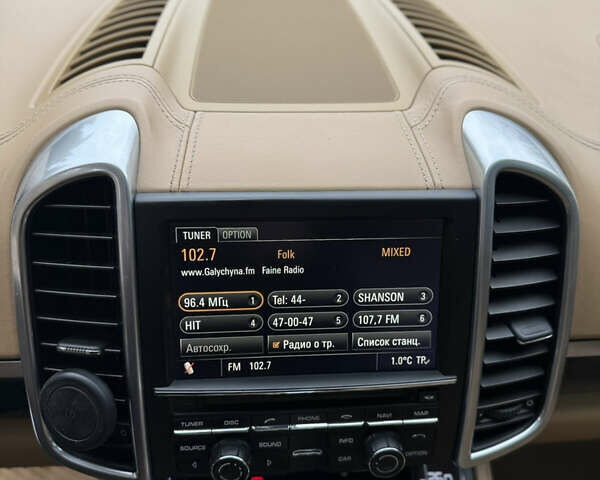 Чорний Порше Cayenne, об'ємом двигуна 3 л та пробігом 224 тис. км за 19350 $, фото 30 на Automoto.ua