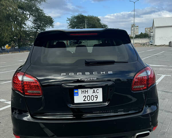 Черный Порше Каен, объемом двигателя 3.6 л и пробегом 170 тыс. км за 16500 $, фото 2 на Automoto.ua