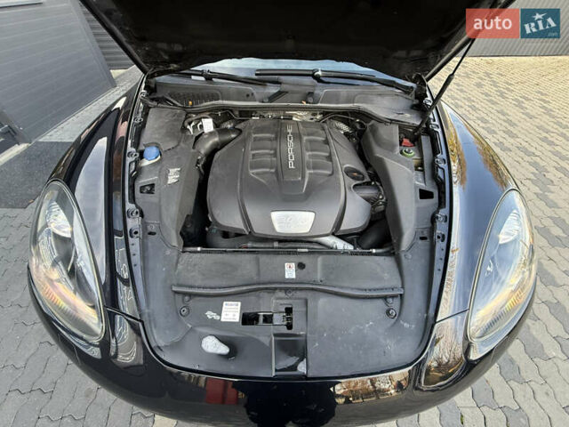 Порше Каен 2012 в Черновцах на Automoto.ua Черный Порше Каен, объемом двигателя 3 л и пробегом 296 тыс. км за 21500 $, фото 25 на Automoto.ua