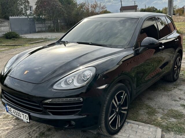 Чорний Порше Cayenne, об'ємом двигуна 3 л та пробігом 296 тис. км за 20000 $, фото 2 на Automoto.ua
