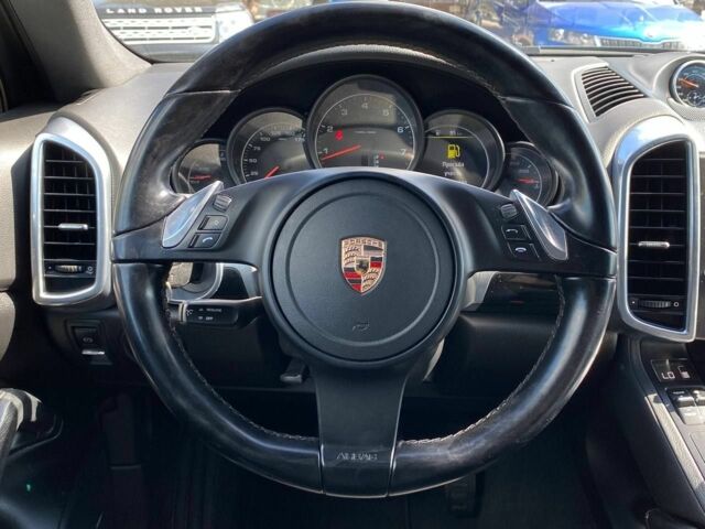 Чорний Порше Cayenne, об'ємом двигуна 3.6 л та пробігом 188 тис. км за 17999 $, фото 9 на Automoto.ua