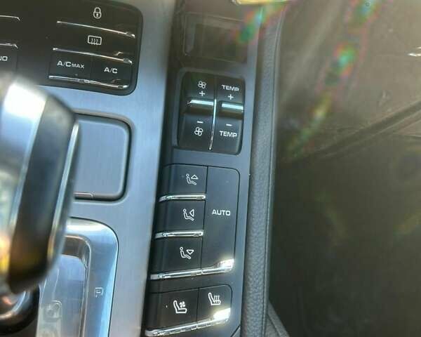 Черный Порше Каен, объемом двигателя 4.81 л и пробегом 116 тыс. км за 21000 $, фото 19 на Automoto.ua