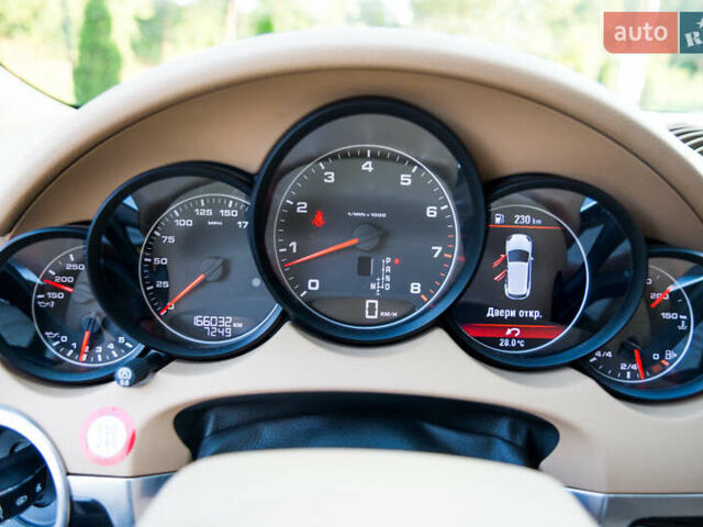 Черный Порше Каен, объемом двигателя 3.6 л и пробегом 168 тыс. км за 23300 $, фото 50 на Automoto.ua