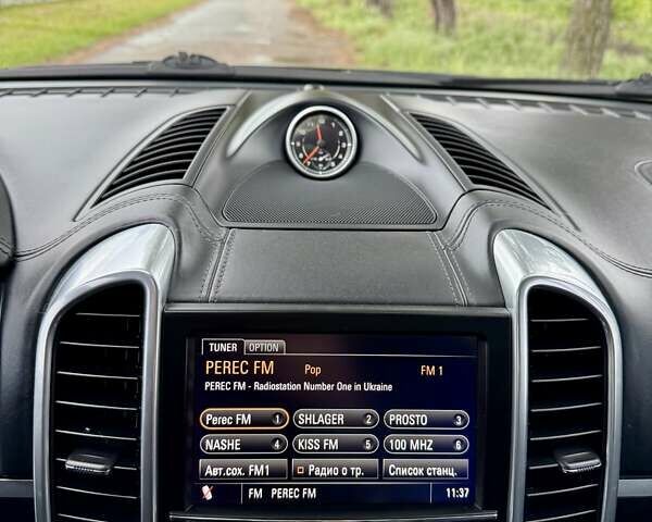 Чорний Порше Cayenne, об'ємом двигуна 3 л та пробігом 199 тис. км за 19999 $, фото 28 на Automoto.ua