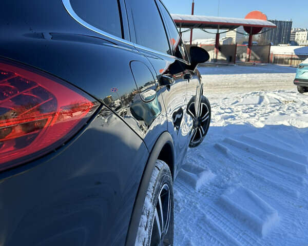 Чорний Порше Cayenne, об'ємом двигуна 3 л та пробігом 130 тис. км за 31500 $, фото 17 на Automoto.ua