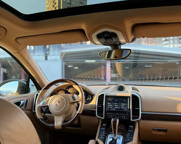 Черный Порше Каен, объемом двигателя 3 л и пробегом 217 тыс. км за 24999 $, фото 18 на Automoto.ua