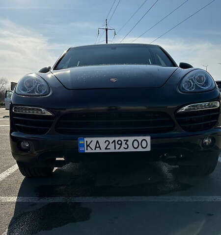 Черный Порше Каен, объемом двигателя 2.97 л и пробегом 140 тыс. км за 23500 $, фото 3 на Automoto.ua