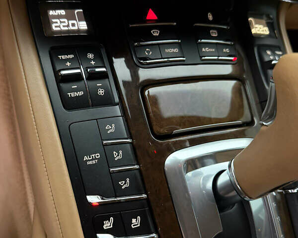 Черный Порше Каен, объемом двигателя 4.8 л и пробегом 175 тыс. км за 20500 $, фото 25 на Automoto.ua