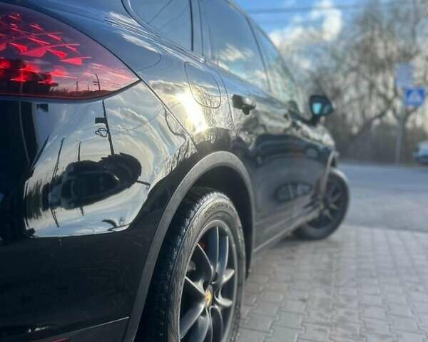 Черный Порше Каен, объемом двигателя 4.81 л и пробегом 116 тыс. км за 21000 $, фото 3 на Automoto.ua