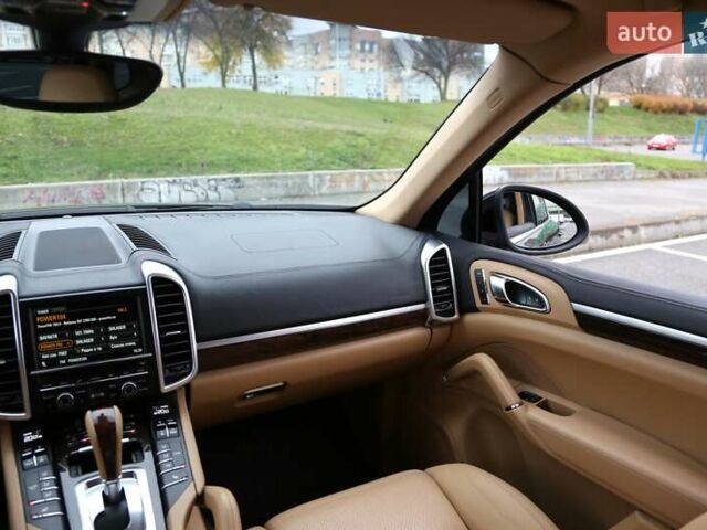 Черный Порше Каен, объемом двигателя 3 л и пробегом 103 тыс. км за 32000 $, фото 12 на Automoto.ua