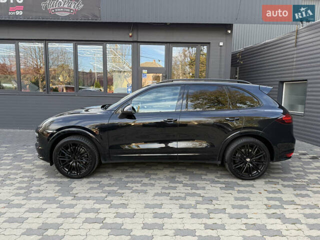 Порше Каен 2012 в Черновцах на Automoto.ua Черный Порше Каен, объемом двигателя 3 л и пробегом 296 тыс. км за 21500 $, фото 8 на Automoto.ua