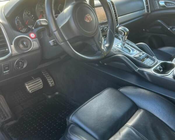 Черный Порше Каен, объемом двигателя 4.81 л и пробегом 116 тыс. км за 21000 $, фото 21 на Automoto.ua