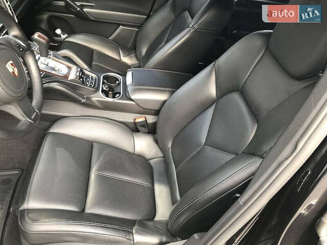 Чорний Порше Cayenne, об'ємом двигуна 4.8 л та пробігом 123 тис. км за 23999 $, фото 3 на Automoto.ua