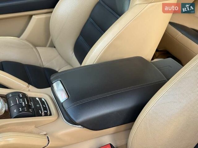 Черный Порше Каен, объемом двигателя 4.81 л и пробегом 124 тыс. км за 35000 $, фото 28 на Automoto.ua