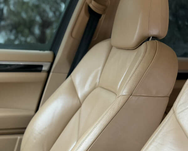 Чорний Порше Cayenne, об'ємом двигуна 3 л та пробігом 224 тис. км за 19350 $, фото 43 на Automoto.ua