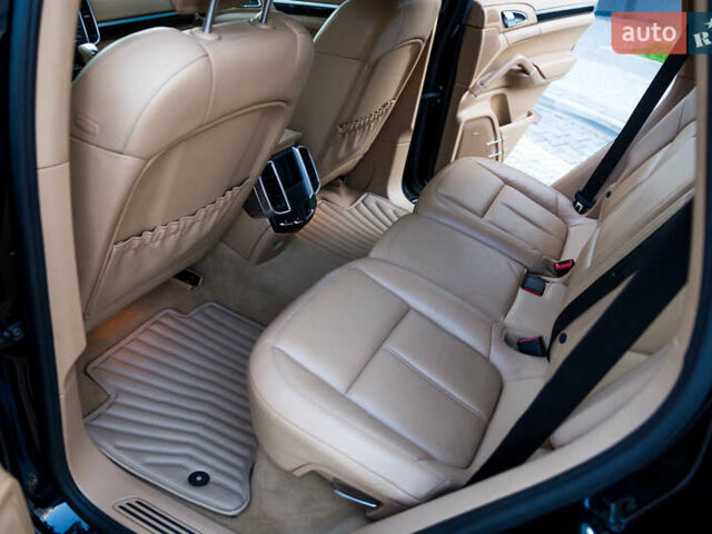 Черный Порше Каен, объемом двигателя 3.6 л и пробегом 168 тыс. км за 23300 $, фото 43 на Automoto.ua