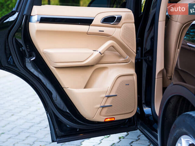 Черный Порше Каен, объемом двигателя 3.6 л и пробегом 168 тыс. км за 23300 $, фото 41 на Automoto.ua