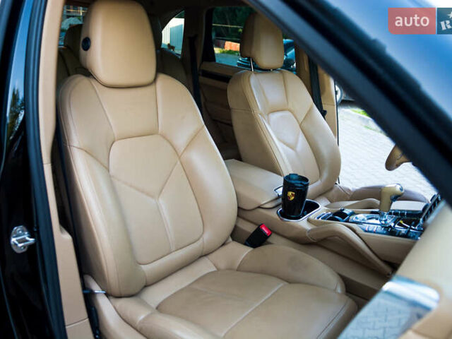 Черный Порше Каен, объемом двигателя 3.6 л и пробегом 168 тыс. км за 23300 $, фото 31 на Automoto.ua