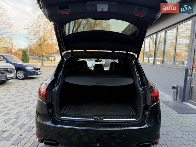 Порше Каен 2012 в Черновцах на Automoto.ua Черный Порше Каен, объемом двигателя 3 л и пробегом 296 тыс. км за 21500 $, фото 17 на Automoto.ua