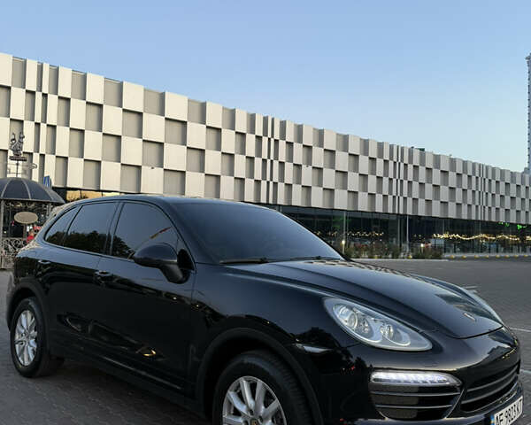 Черный Порше Каен, объемом двигателя 3.6 л и пробегом 270 тыс. км за 15000 $, фото 6 на Automoto.ua