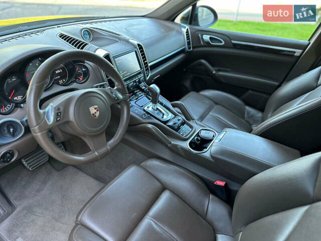 Чорний Порше Cayenne, об'ємом двигуна 4.8 л та пробігом 102 тис. км за 19999 $, фото 27 на Automoto.ua