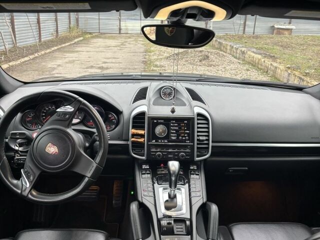 Чорний Порше Cayenne, об'ємом двигуна 3.6 л та пробігом 270 тис. км за 18500 $, фото 10 на Automoto.ua