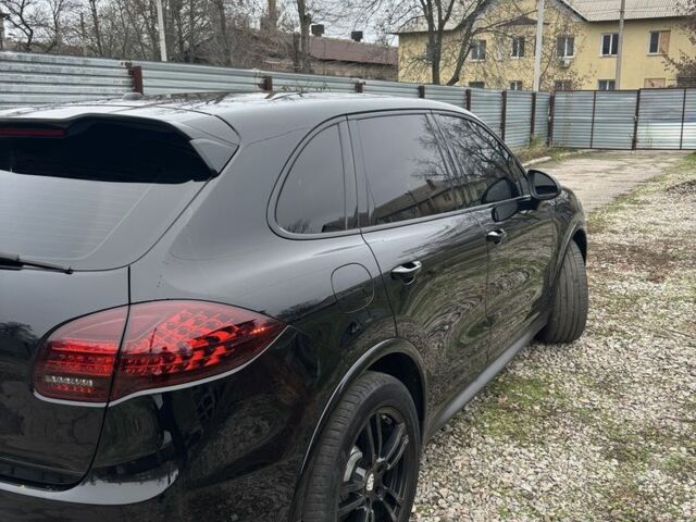Чорний Порше Cayenne, об'ємом двигуна 3.6 л та пробігом 270 тис. км за 18500 $, фото 3 на Automoto.ua