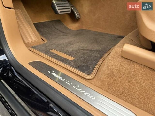 Черный Порше Каен, объемом двигателя 4.81 л и пробегом 43 тыс. км за 53000 $, фото 24 на Automoto.ua