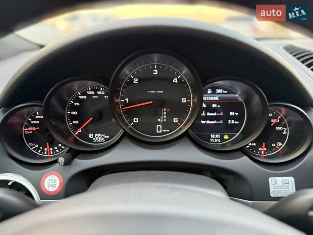 Порше Каен 2013 в Одессе на Automoto.ua Черный Порше Каен, объемом двигателя 3 л и пробегом 181 тыс. км за 26200 $, фото 17 на Automoto.ua