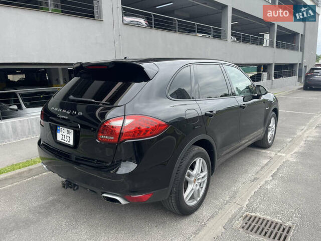 Чорний Порше Cayenne, об'ємом двигуна 3 л та пробігом 180 тис. км за 27300 $, фото 3 на Automoto.ua
